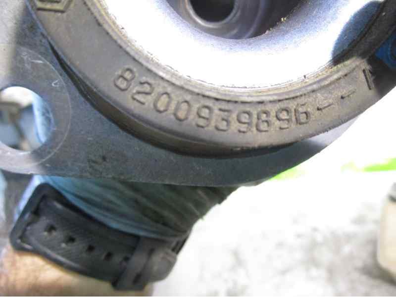 Recambio de soporte motor izquierdo para renault twingo 1.2 16v referencia OEM IAM 8200939896  