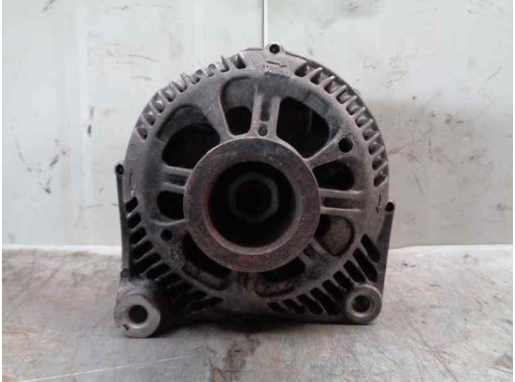 Recambio de alternador para bmw serie 5 berlina (e39) 2.8 24v cat referencia OEM IAM 1740624 VALEO