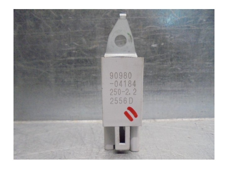 Recambio de rele para lexus is 200 (ds2/is2) 220d referencia OEM IAM 