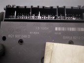 Replacement relay / fuse box for Seat Ibiza (6L1) 1.4 16V OEM IAM reference 6Q1937049D 5WK48212D SIEMENS