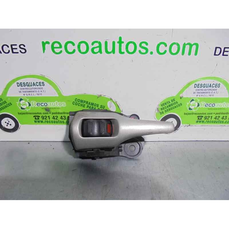 Recambio de maneta interior delantera izquierda para toyota auris 1.3 16v cat referencia OEM IAM   