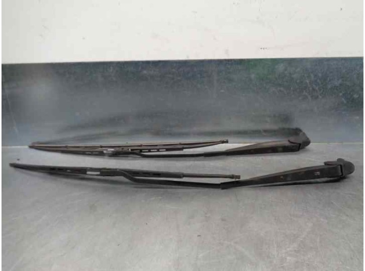 Recambio de brazo limpia delantero derecho para fiat cinquecento (170) 0.9 cat referencia OEM IAM 