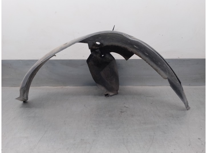 Recambio de paso rueda delantero izquierdo para renault 5 (b/c40) 1.1 referencia OEM IAM 7700759775 CESTA 8 -A