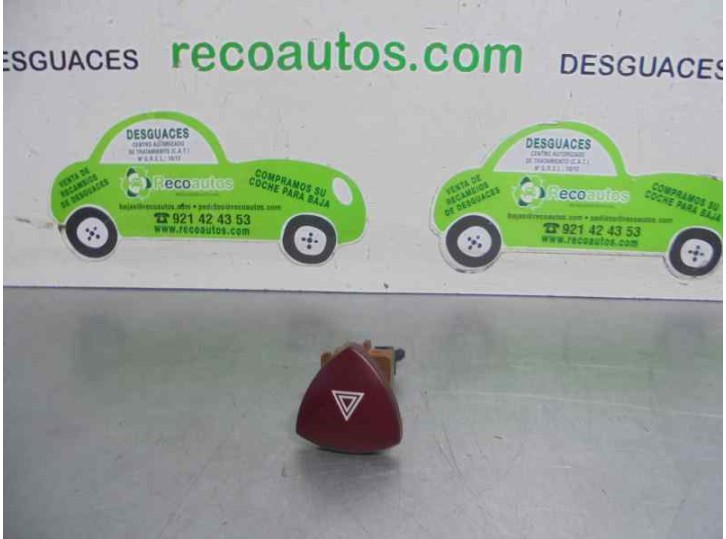 Replacement hazard warning switch for Fiat Ulysse (179) 2.2 16V JTD CAT OEM IAM reference 1488924197 