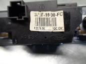 Replacement hazard warning switch for Ford Mondeo III (B5Y) 2.0 TDCi OEM IAM reference 2S7T13A350BA 