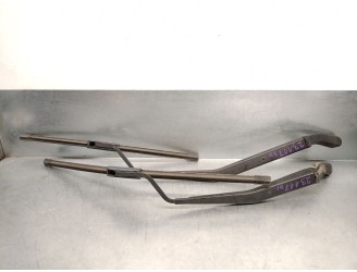 Recambio de brazo limpia delantero derecho para chevrolet camaro 3.8 referencia OEM IAM 22154388 22154388 