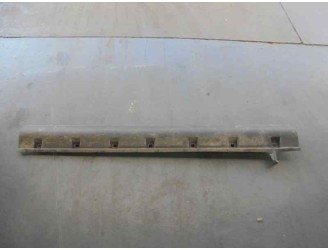 Recambio de spoiler talonera lateral izquierda para fiat sedici (189) 1.9 8v multijet dynamic referencia OEM IAM 7724179J0 