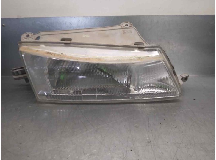 Recambio de faro derecho para daewoo nexia 1.5 cat referencia OEM IAM 5 PUERTAS