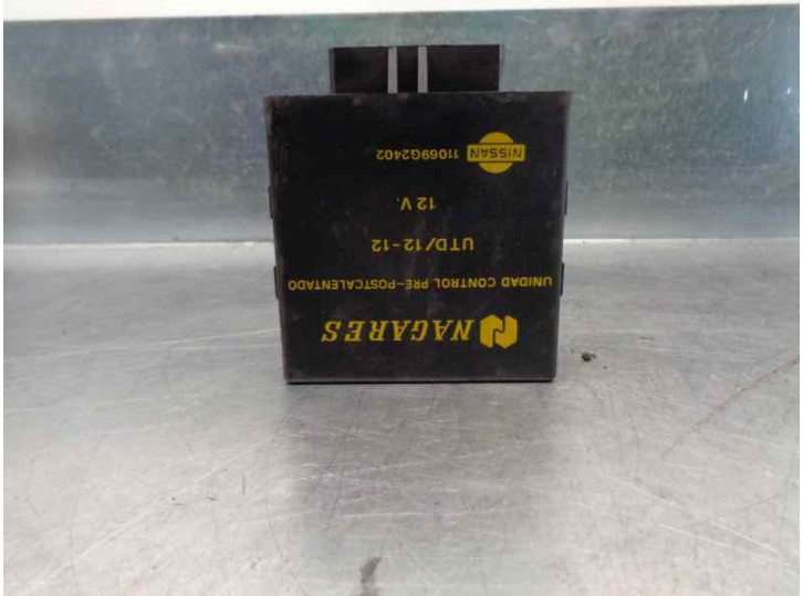 Recambio de caja precalentamiento para nissan terrano/terrano.ii (r20) 2.7 turbodiesel referencia OEM IAM 11069G2402 