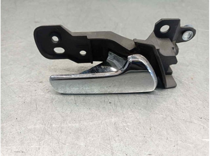Recambio de maneta interior delantera derecha para opel astra g berlina 2.0 dti referencia OEM IAM 6020132 3 PUERTAS
