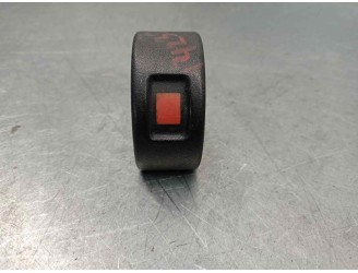 Hazard warning switch replacement part for Opel Astra G Sedan 2.0 DTi OEM IAM reference 09131728 