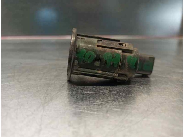 Recambio de sensor de aparcamiento para land rover range rover (lm) 3.0 td6 referencia OEM IAM 688278 