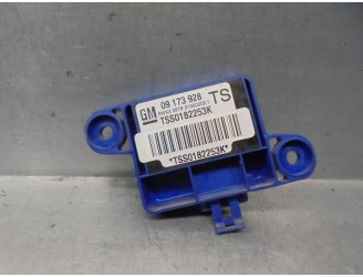 Replacement airbag sensor for Opel Omega B 2.5 turbodiesel (X 25 TD / U 25 TD / L93) OEM IAM reference 09173928 5WK42879 GM