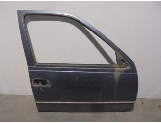 Recambio de puerta delantera derecha para daewoo nexia 1.5 cat referencia OEM IAM K96169055 VERDE 5 PUERTAS