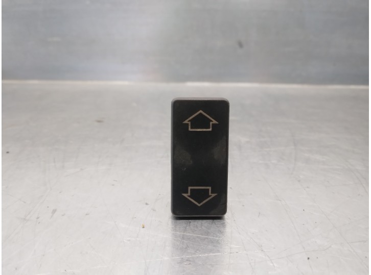 Recambio de mando elevalunas delantero izquierdo para citroën ax 1.1 referencia OEM IAM 4683711 