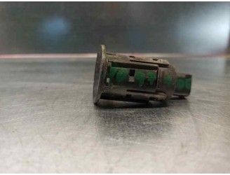 Recambio de sensor de aparcamiento para land rover range rover (lm) 3.0 td6 referencia OEM IAM 688276  