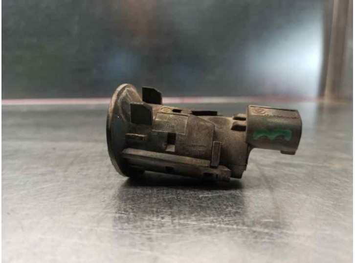 Recambio de sensor de aparcamiento para land rover range rover (lm) 3.0 td6 referencia OEM IAM 688274 