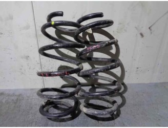 Replacement suspension spring for Opel Sintra 2.2 16V CAT (X 22 XE) OEM IAM reference 