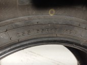 Replacement tyre/s for nissan navara pick-up (d40m) 2.5 dci diesel cat OEM IAM reference 25565R17110V TRACMAX X-PRIVILO H