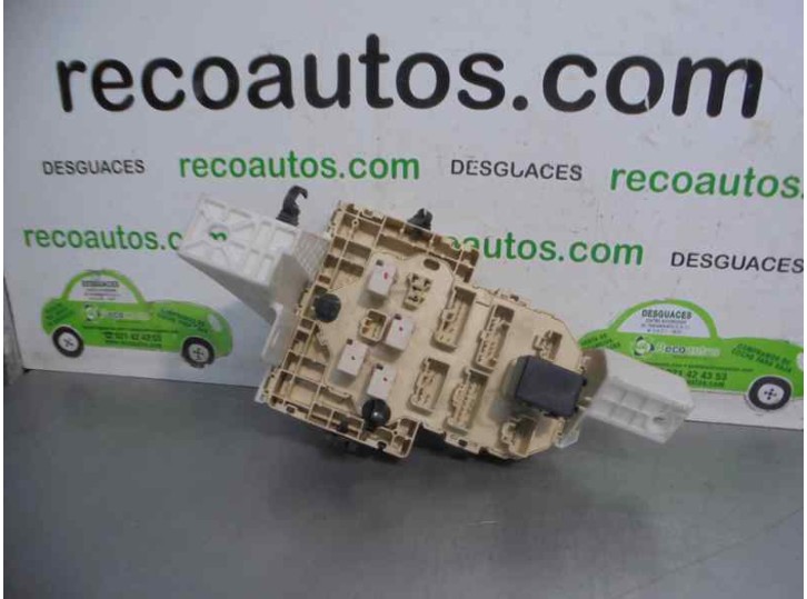 Recambio de caja reles / fusibles para fiat sedici (189) 1.9 8v multijet dynamic referencia OEM IAM 3677079J21 