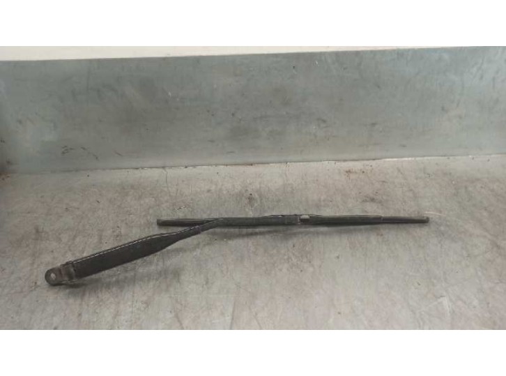 Recambio de brazo limpia trasero para mercedes-benz vaneo (w414) furgoneta compacta 1.7 turbodiesel cat referencia OEM IAM A4148