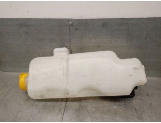 Recambio de deposito limpia para smart fortwo coupé (453) electric drive / eq (453.391) referencia OEM IAM A4538603300 A45386900