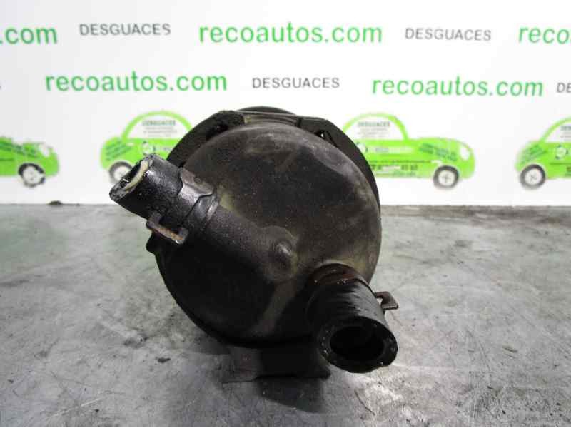 Recambio de deposito servo para renault trafic caja cerrada (ab 4.01) 1.9 diesel referencia OEM IAM 7700782884  