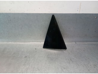 Recambio de molduras traseras para mercedes-benz clase a (w169) a 200 cdi (169.008, 169.308) referencia OEM IAM A1696900587 A169