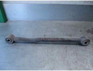 Recambio de brazo suspension inferior trasero derecho para kia carens 2.0 turbodiesel cat referencia OEM IAM 