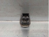 Replacement hazard warning switch for Nissan Navara pick-up (D40M) 2.5 DCi diesel CAT OEM IAM reference 25290EA000 