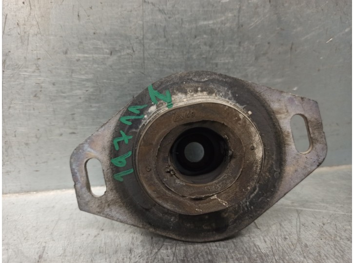 Recambio de soporte motor izquierdo para citroën xsara picasso 1.6 16v hdi referencia OEM IAM 184468 
