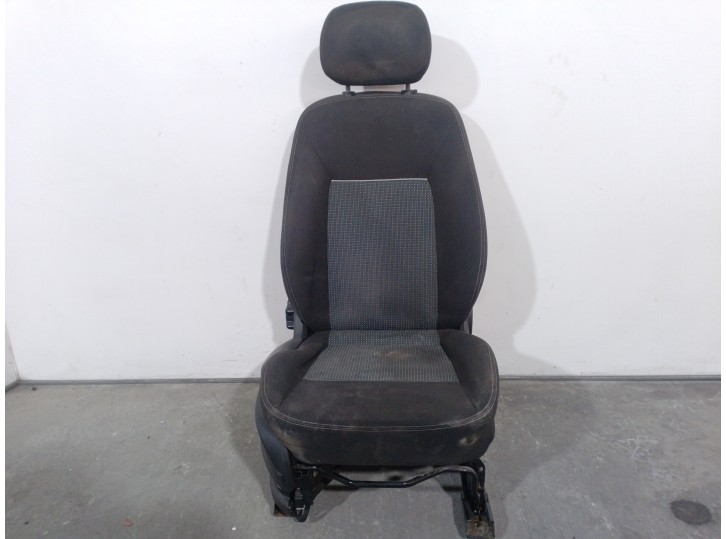 Replacement right front seat for Ford Galaxy (CA1) 2.0 TDCi CAT OEM IAM reference 1760841 BLACK FABRIC WITH WHITE MARKS