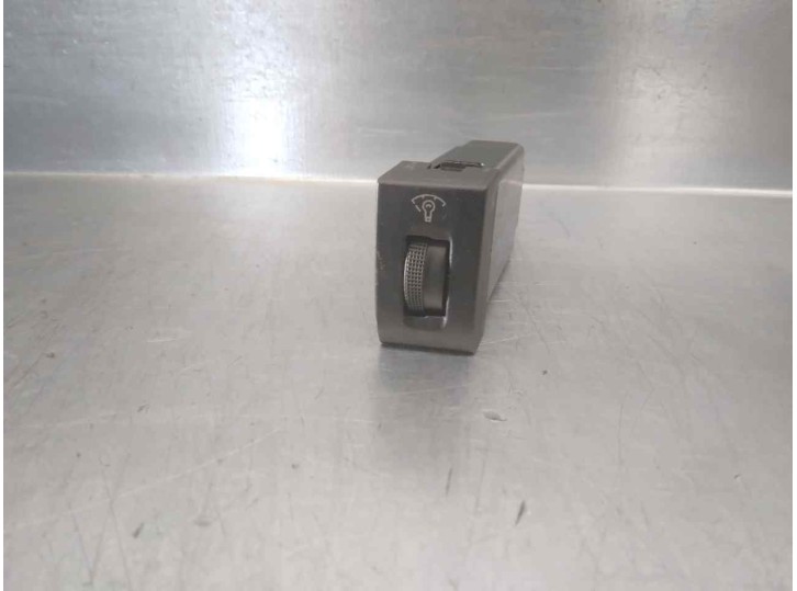 Recambio de interruptor para hyundai xg 3.0 xg referencia OEM IAM 94950390000  