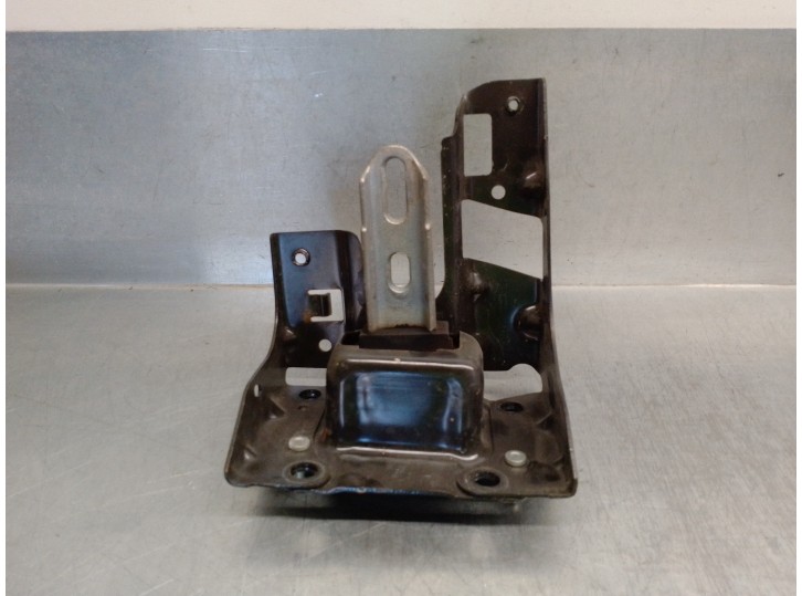Recambio de soporte cambio para opel crossland x 1.2 referencia OEM IAM 9801521580  