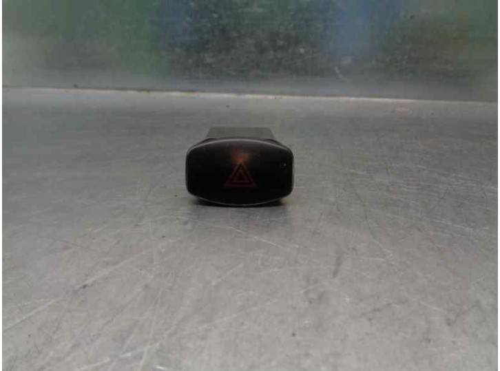 Recambio de warning para chevrolet nubira wagon 2.0 diesel cat referencia OEM IAM 864W0140  