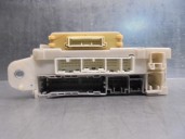 Recambio de caja reles / fusibles para lexus is 200 (ds2/is2) 220d referencia OEM IAM 8273053021  