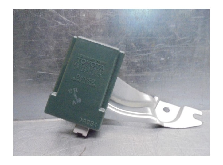 Recambio de modulo electronico para lexus is 200 (ds2/is2) 220d referencia OEM IAM 8974053060 2513003520 DENSO