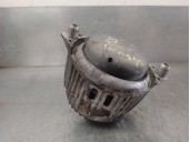 Replacement left engine mount for Mercedes-Benz E-Class (W212) saloon 2.1 CDI CAT OEM IAM reference A2122406317 