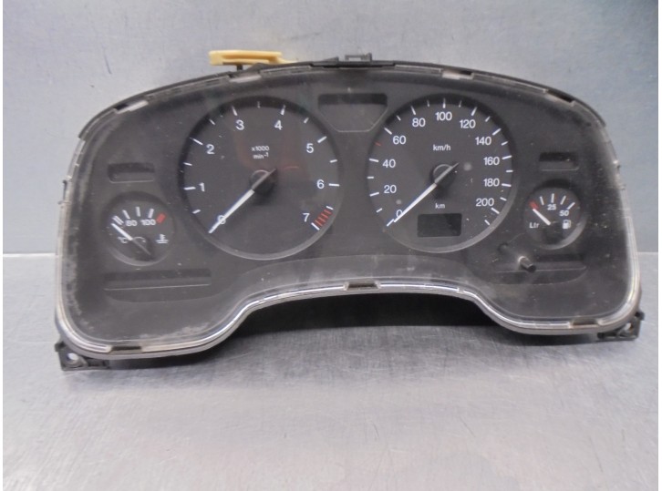Recambio de cuadro instrumentos para opel astra g berlina 1.6 16v referencia OEM IAM 90561454 1110008830004 VDO