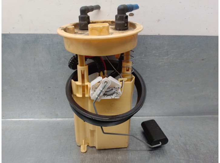 Recambio de aforador para mini r57 cabrio diesel cat referencia OEM IAM 7233996 4 PINES 