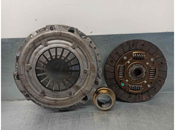 Recambio de kit embrague para daewoo lanos 1.4 cat referencia OEM IAM 96211129 