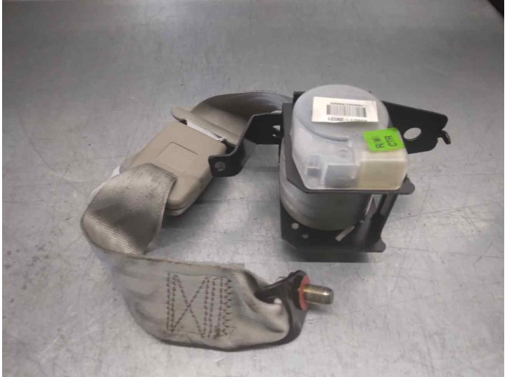 Recambio de cinturon seguridad trasero central para hyundai xg 3.0 xg referencia OEM IAM 8980139031 4 PUERTAS