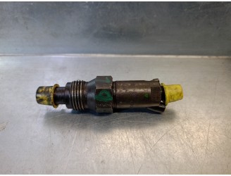 Recambio de inyector para renault clio i fase i+ii (b/c57) 1.9 diesel referencia OEM IAM LCC6730708C LUCAS