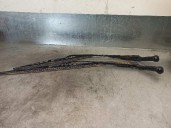 Recambio de brazo limpia delantero derecho para honda logo (ga3) 1.3i referencia OEM IAM   