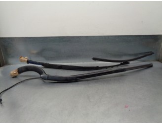 Recambio de brazo limpia delantero derecho para jaguar xf 2.7 v6 diesel premium luxury referencia OEM IAM C2D30565 C2D30566 