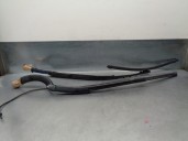 Replacement right front wiper arm for Jaguar XF 2.7 V6 Diesel Premium Luxury OEM IAM reference C2D30565 C2D30566 