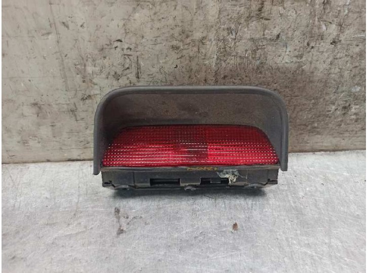 Recambio de luz central de freno para honda logo (ga3) 1.3i referencia OEM IAM 34272S50013 