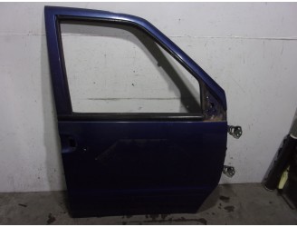 Replacement front right door for Nissan Serena (C23M) 2.3 diesel OEM IAM reference 801009C032 BLUE 6 DOORS