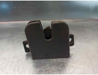 Replacement trunk / tailgate lock for Volkswagen Caddy KA/KB (2K) 1.9 TDI OEM IAM reference 2K0827506E 5 DOORS