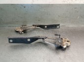 Replacement hood hinge for Volkswagen Passat B6 (3C2) 2.0 TDI OEM IAM reference 3C0823302E 3C0823301E 